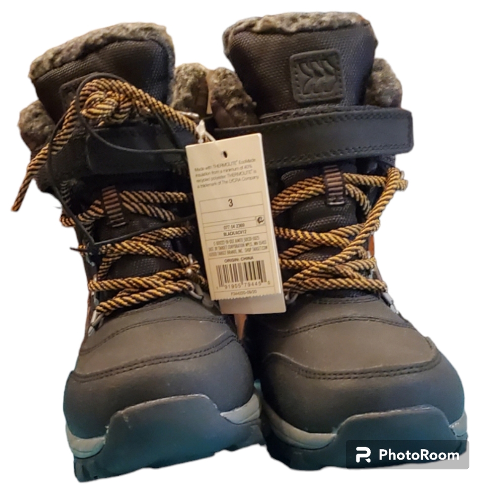 Winter boots